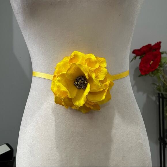 NEW J. Crew Silk Crystal RARE Floral Bloom Petal Waist Belt Tie Accessory Yellow - Picture 13 of 15